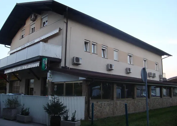 Koprivec 2* Ljubljana